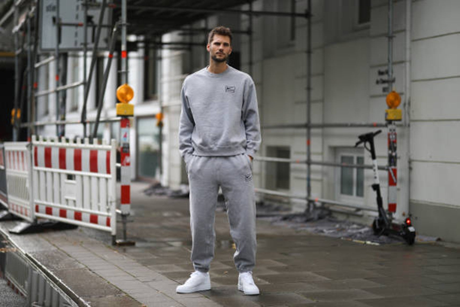 Custom Sweatpants Fit Guide: Tapered vs Straight Leg for Gym and Rest Days